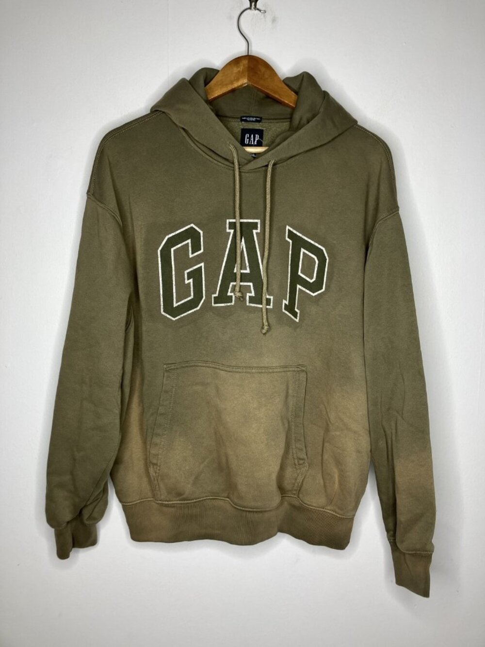 GAP Men's Green Faded Logo Hoodie Pullover Sweatshirt Size M Distressed Style